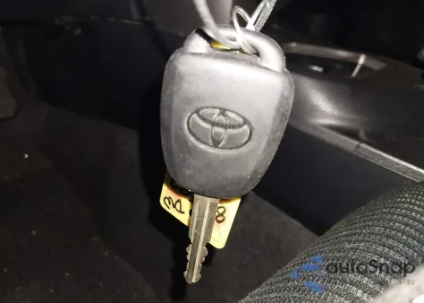 2017 Toyota Rav4 Le from USA, damaged, VIN JTMZFREV5HJ111485